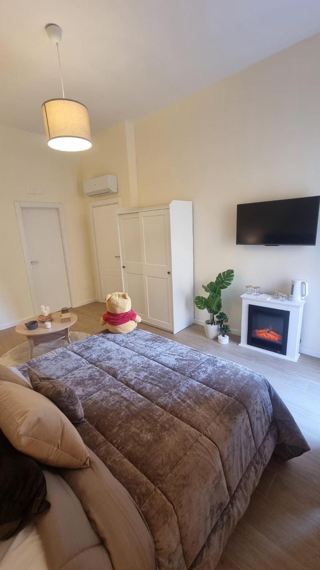 San Carlo Apartments B&B Caserta Eksteriør bilde