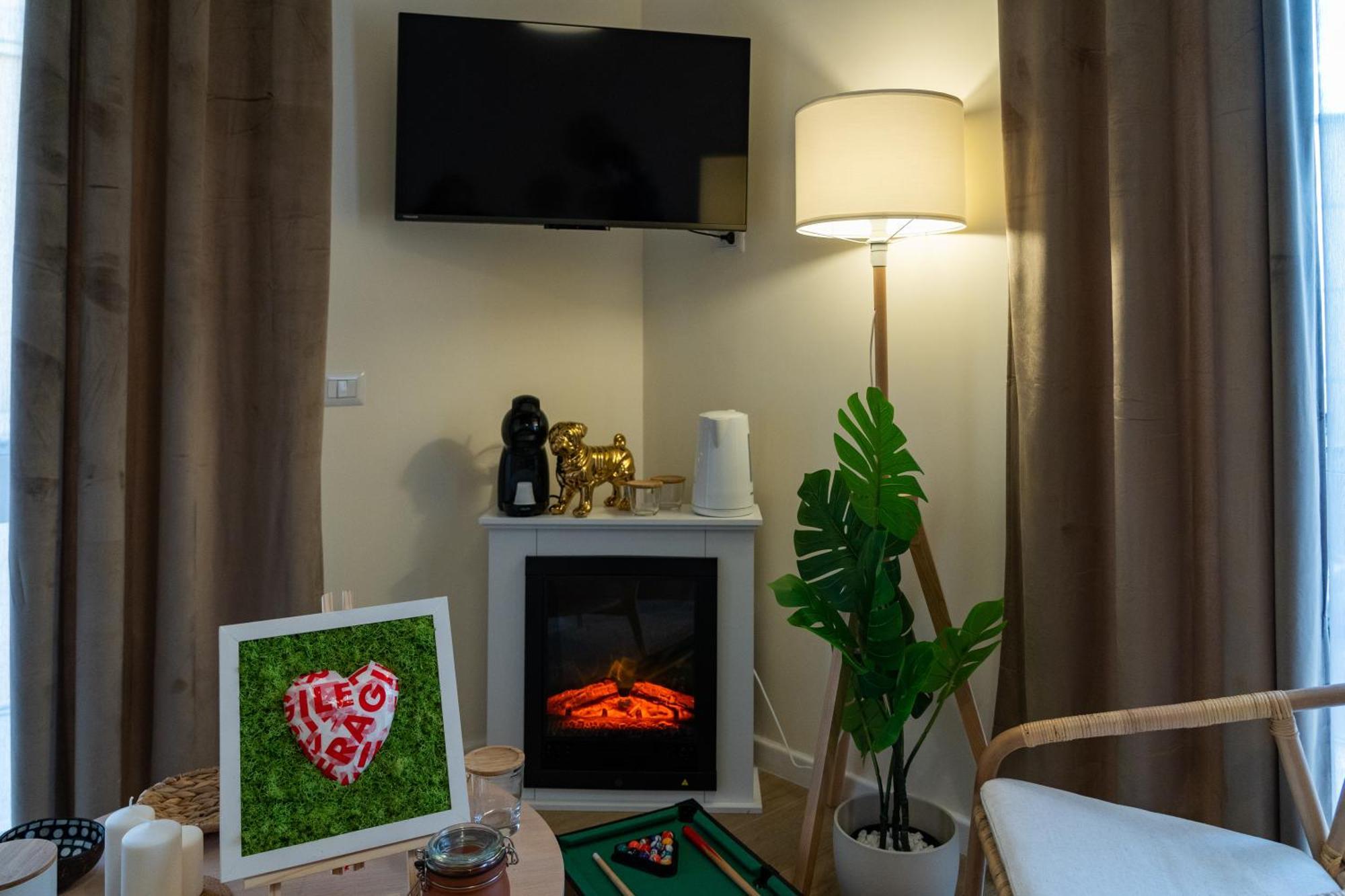 San Carlo Apartments B&B Caserta Eksteriør bilde