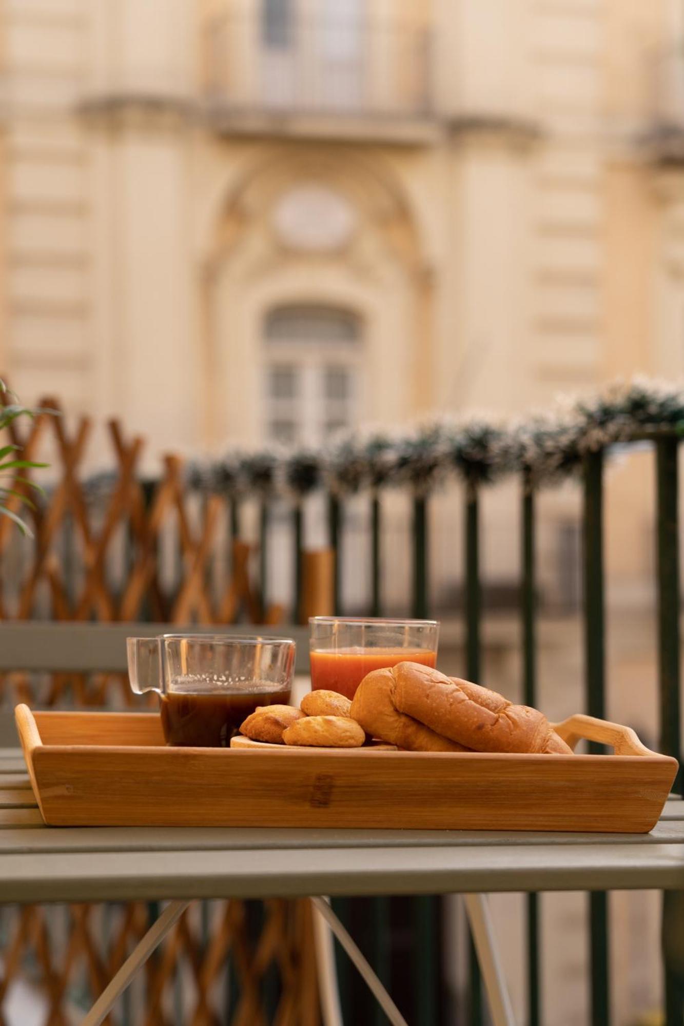 San Carlo Apartments B&B Caserta Eksteriør bilde